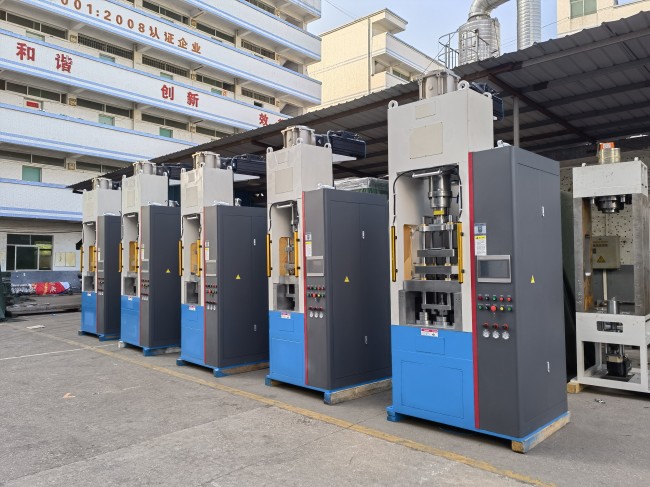 硬質(zhì)合金、電子陶瓷、磁性材料粉末成型伺服壓機(jī)