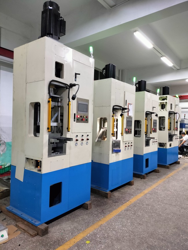 伺服粉末成型機(jī)-新材料、新技術(shù)、新工藝